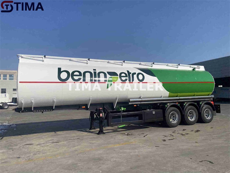 Fuel Tanker Trailer.jpg Fuel Tanker Trailer.jpg