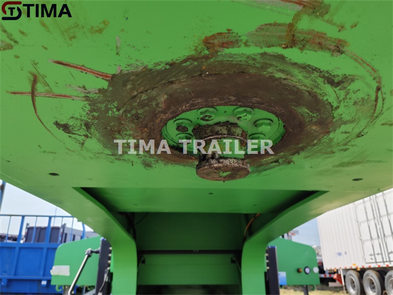 Cement Bulk Powder Tanker Trailer kingpin.jpg Cement Bulk Powder Tanker Trailer kingpin.jpg