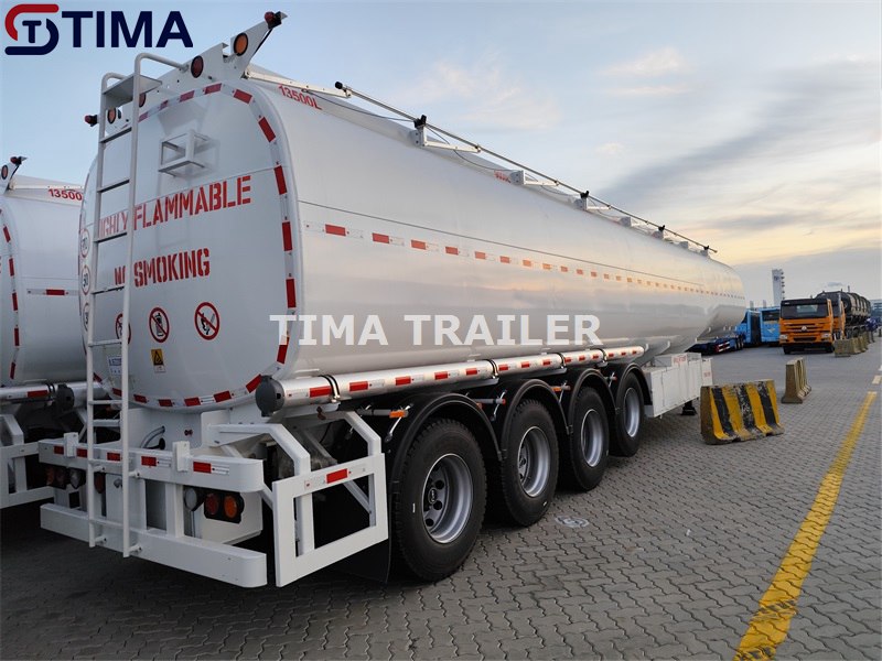 Remorque pétrolier Oil Tanker Trailer
