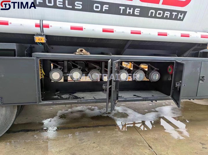مقطورة ناقلة نفط 54 متر مكعب 54 cubic meters oil tanker trailer
