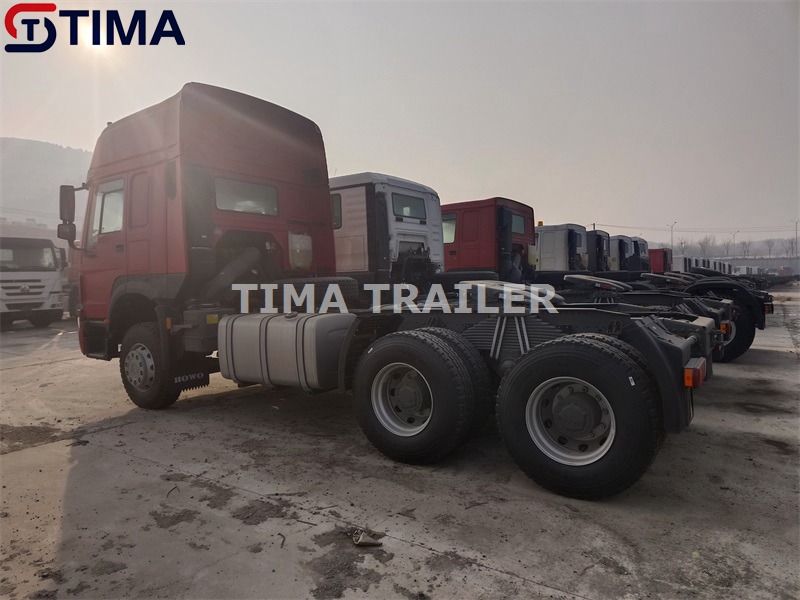 camion moteur.jpg camion moteur.jpg