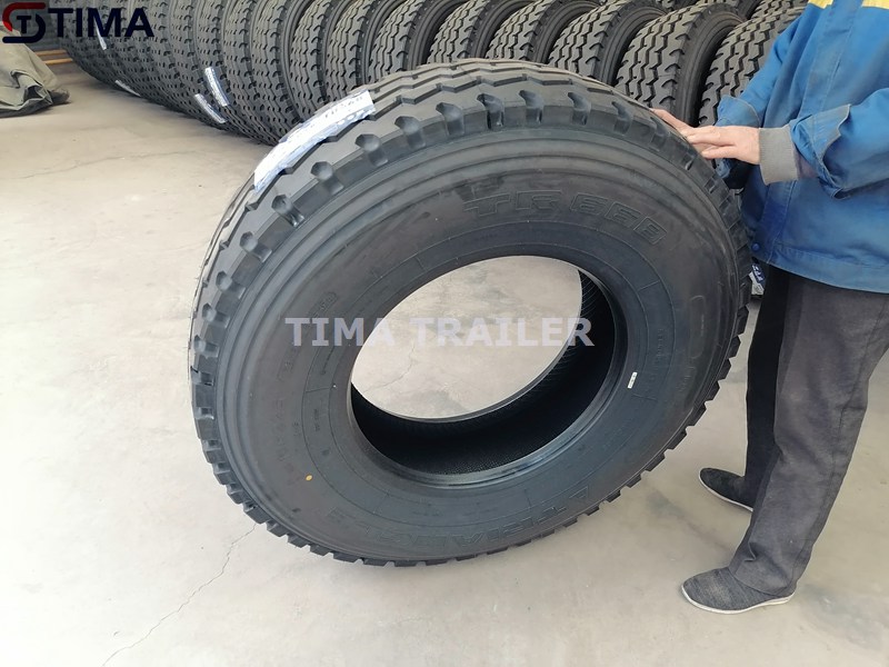Pneu TRIANGLE TRIANGLE tire