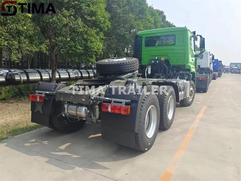 tête de camion.jpg tête de camion.jpg